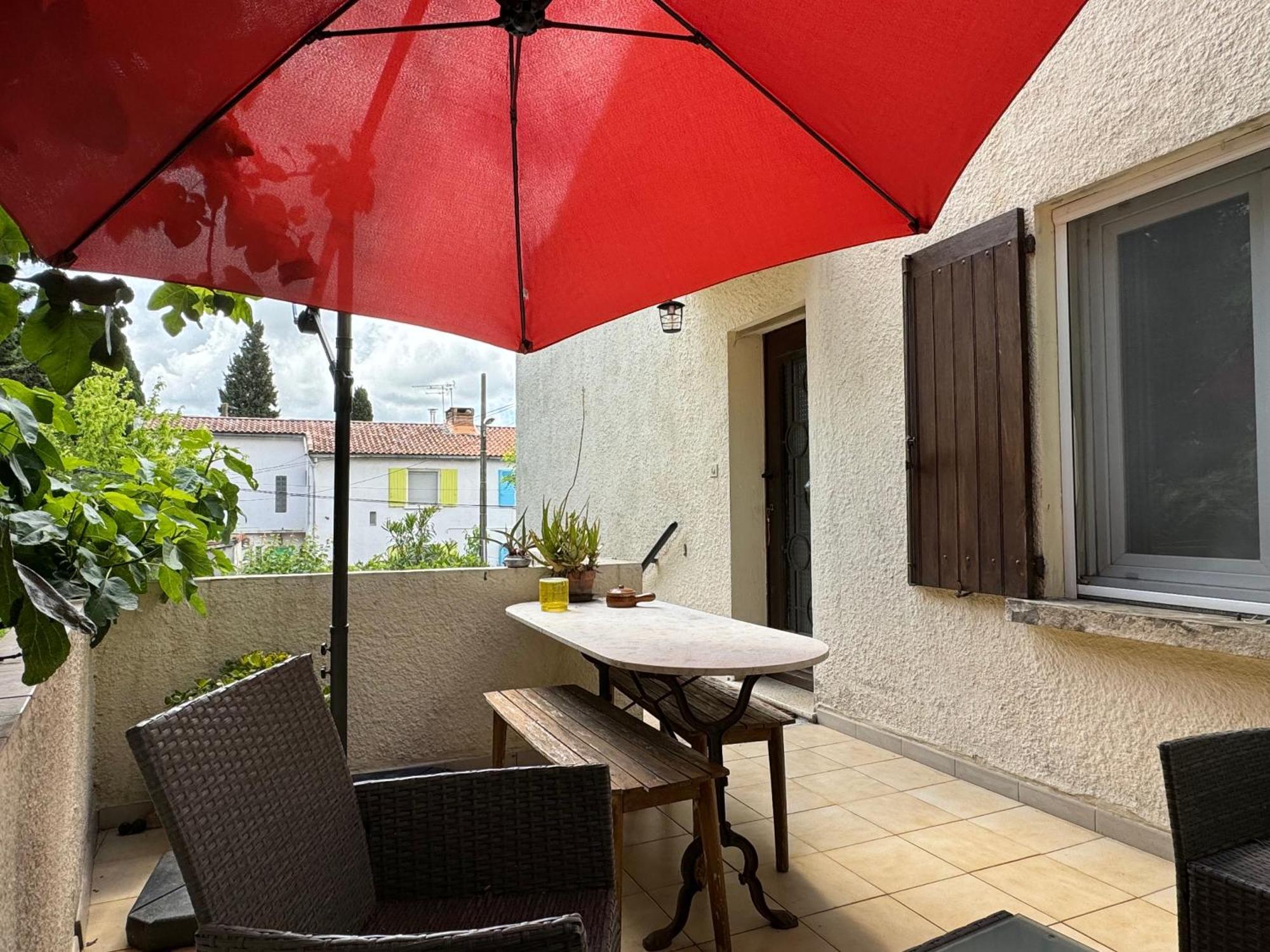 En Ville Avec Un Air De Campagne Arlés Exterior foto